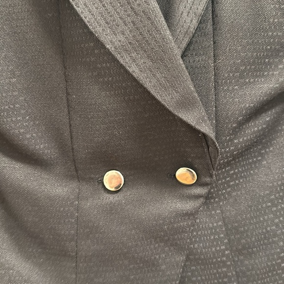 VINTAGE 2 pc womens skirt suit - Picture 2 of 8